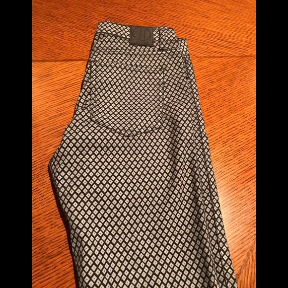 2nd One pants - Picture 2 of 4